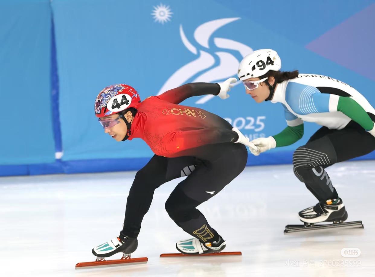 九游体育app下载-韩国队积极进攻，在比赛中夺得胜利