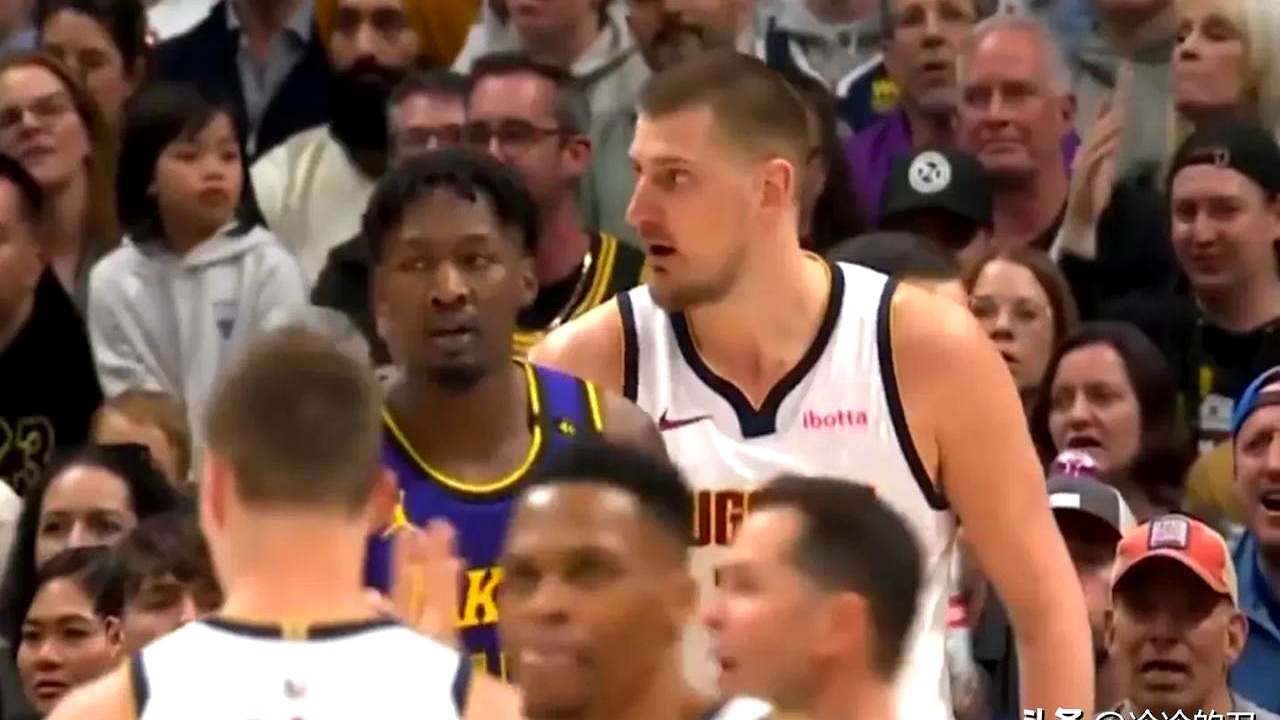 掘金负湖人，双方战术对峙，困难取得胜利的简单介绍