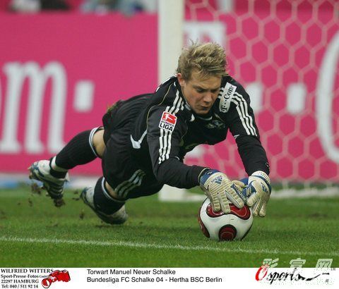 斯图加特客场告捷，赢得关键三分的简单介绍