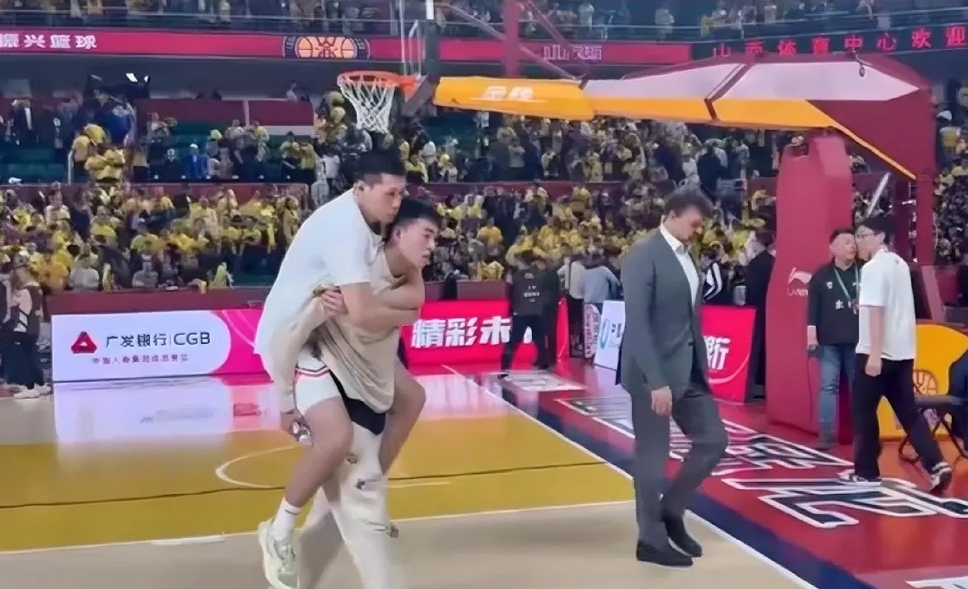 九游体育平台-广东队遭遇背水一战，不敌四川队遗憾失利