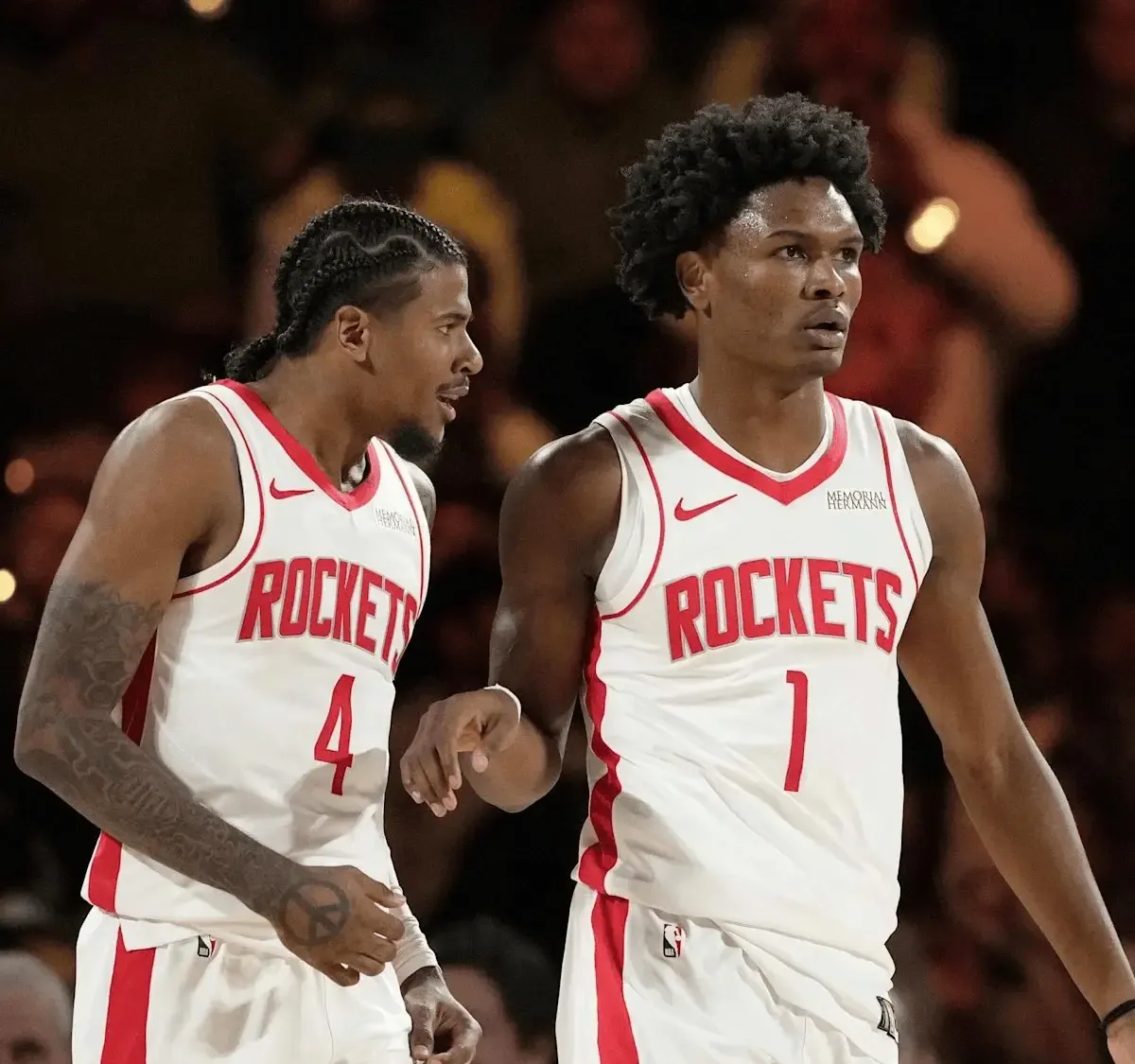 史密斯复出首秀，马刺遭遇失利