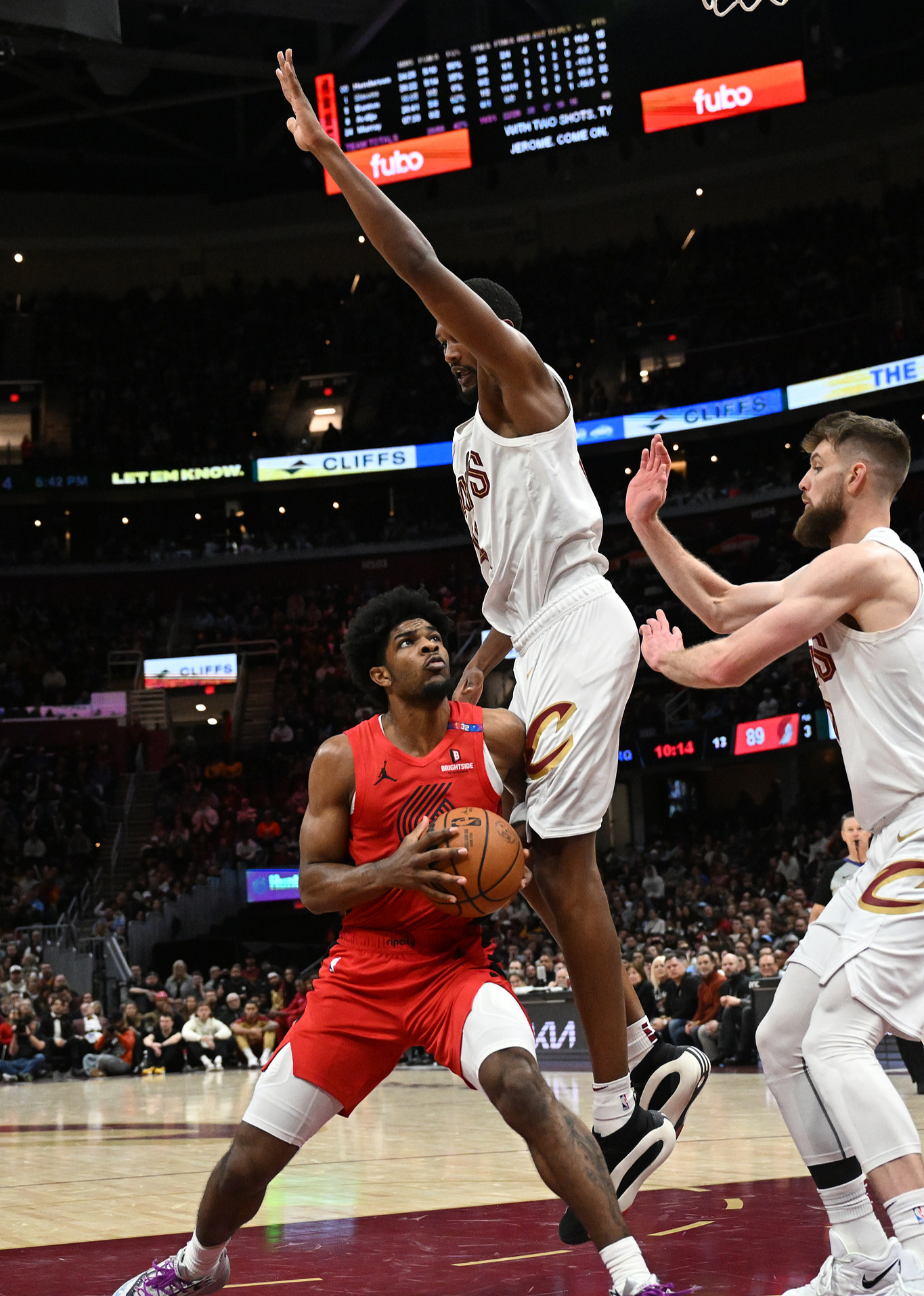 开拓者队成功晋级下一轮比赛