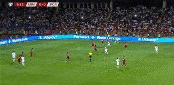 九游体育中国官网-包含激情四射的欧预赛比赛点燃战场，球迷热情高涨的词条